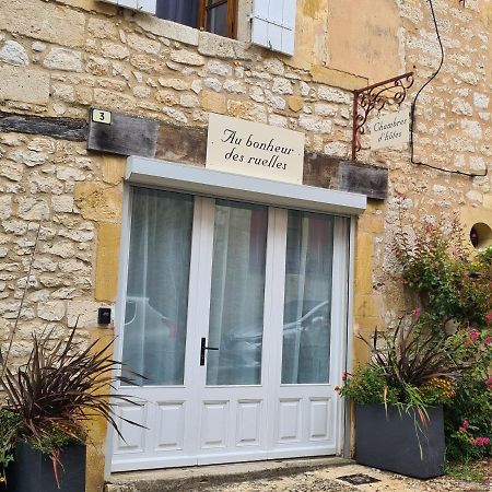 Au Bonheur Des Ruelles Bed & Breakfast Monpazier Exterior photo